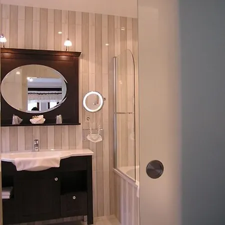Hotel Burghotel 3*