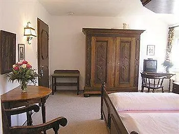 Burghotel 3*