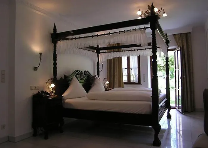 Hotel Burghotel