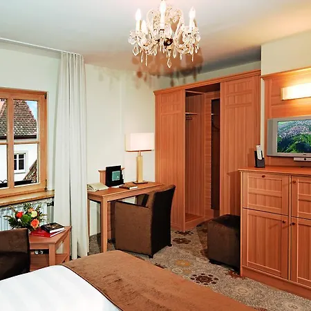 Burghotel מלון רוטנבורג אוב דר טאובר