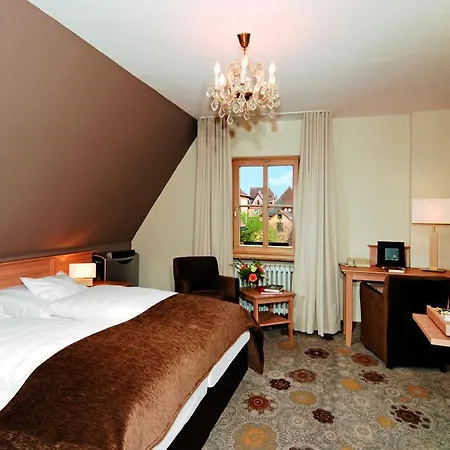 Burghotel מלון