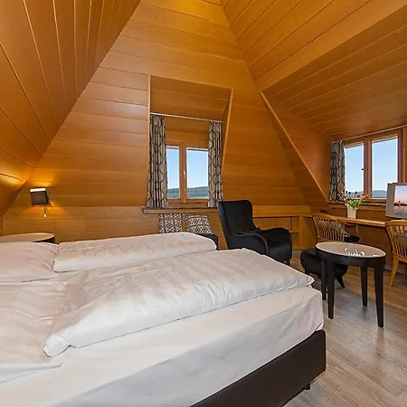 Burghotel מלון 3*